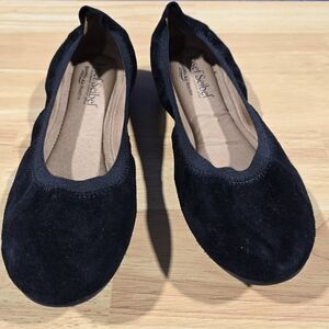Josef Seibel Women's Elegant Black Suede Flats